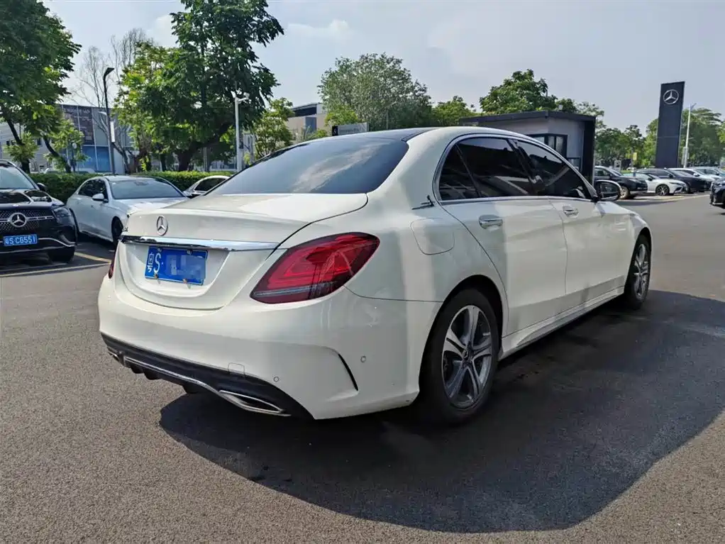 Mercedes-Benz C-Class 2020