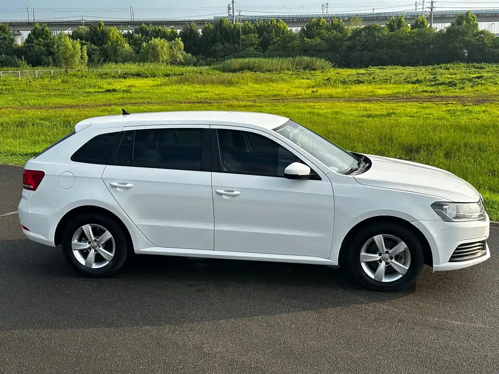 Volkswagen Gran Lavida 2017 — фото 14