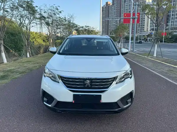 Peugeot 5008 2018
