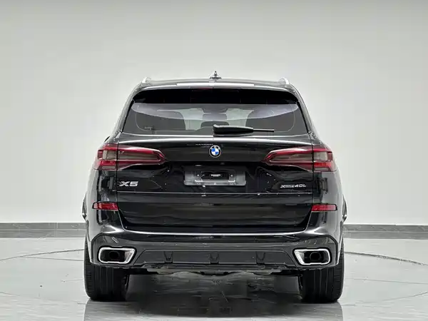 BMW X5 2023