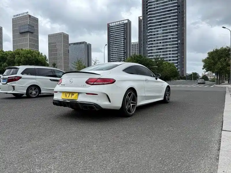 Mercedes-Benz C-Class AMG 2018 — фото 10