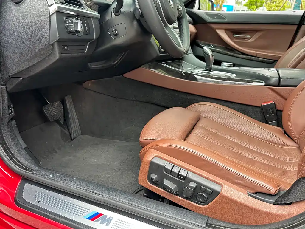 BMW 6 Series 2017 — фото 10