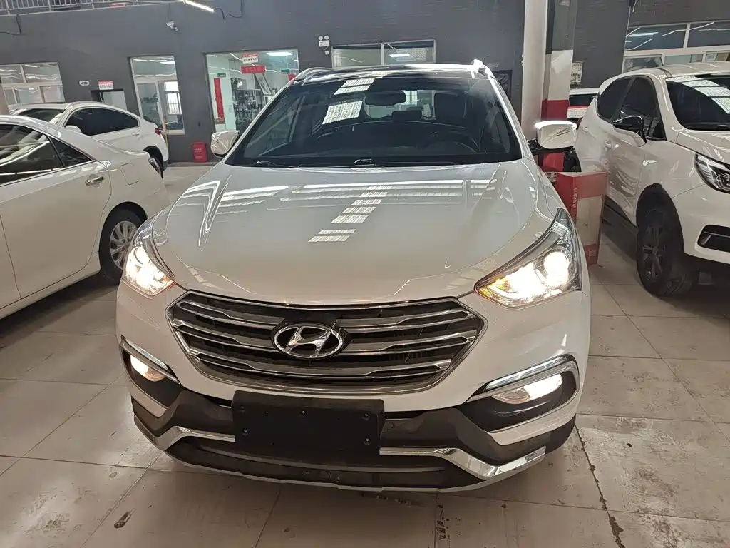 Hyundai Santa Fe 2017