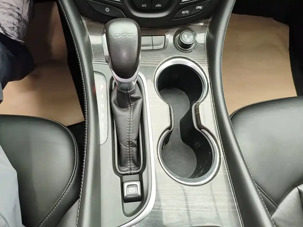 Buick Envision Plus 2019 — фото 14