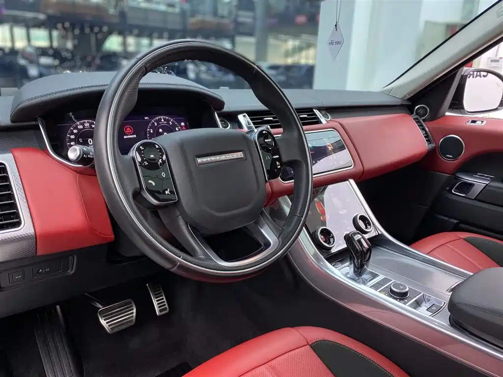 Land Rover Sport 2020 — фото 6