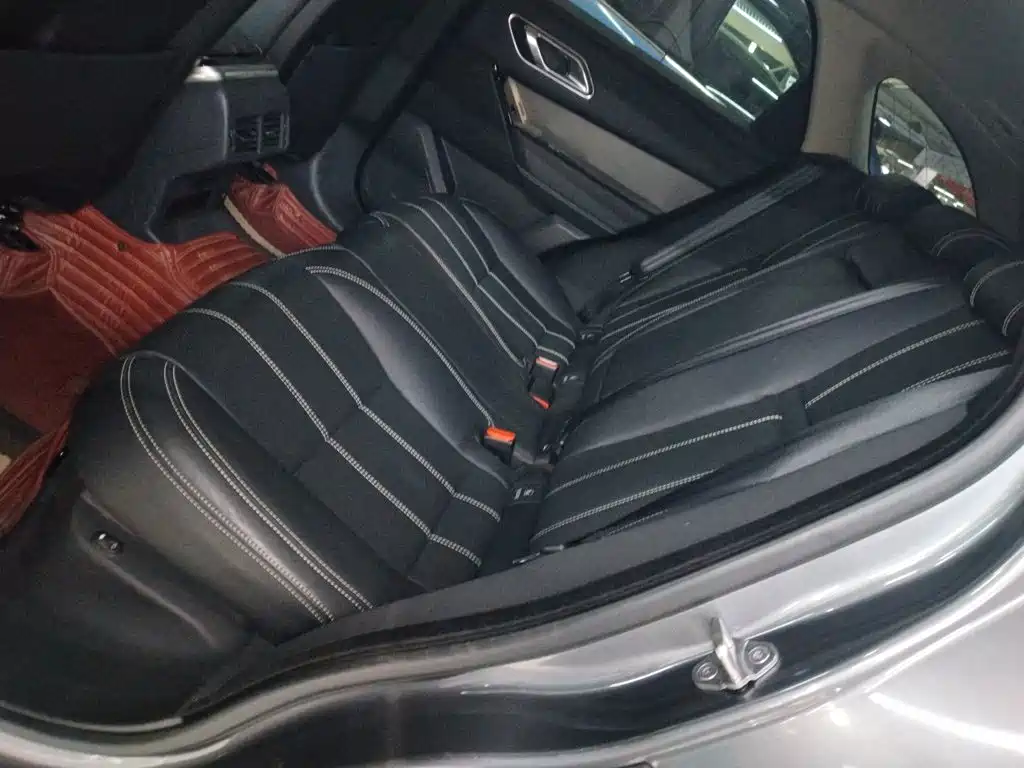 Land Rover Velar 2018 — фото 13