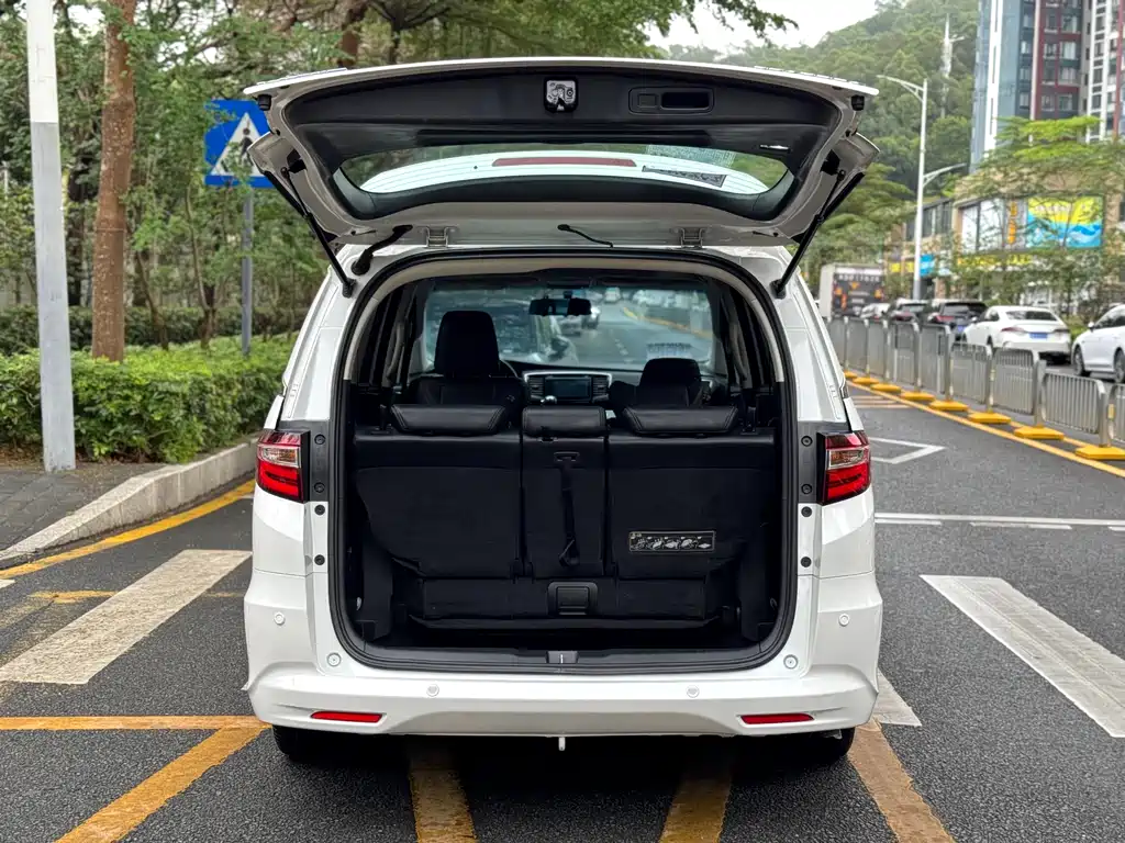 Honda Odyssey 2019 — фото 17