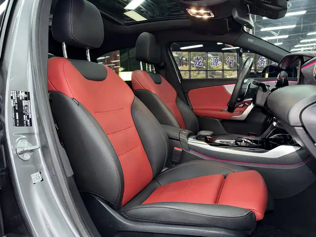 Mercedes-Benz A-Class AMG 2023 — фото 10