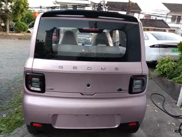 Geely Galaxy Panda 2025