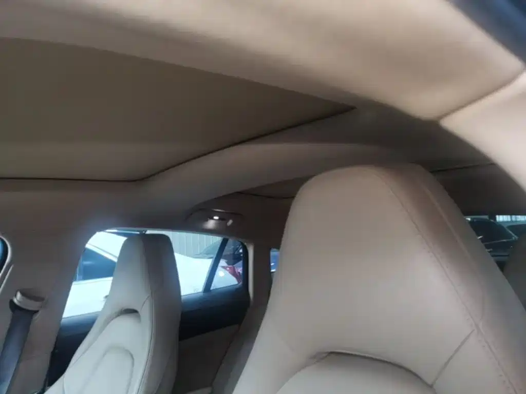 Porsche Panamera 2018 — фото 18