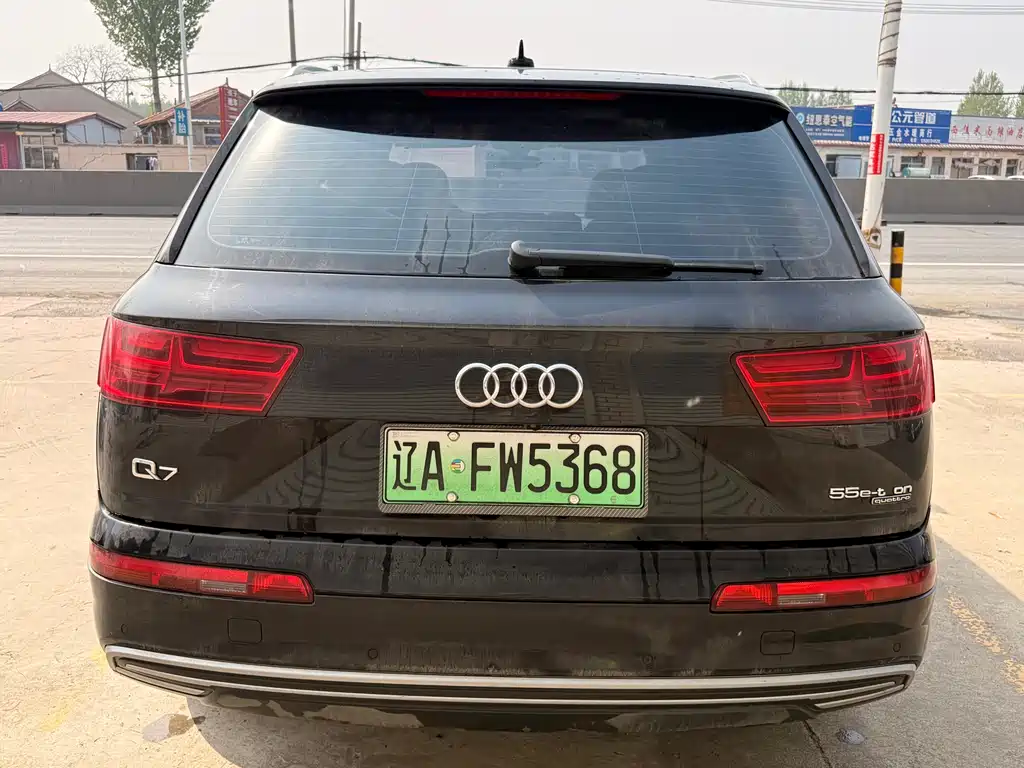 Audi Q7 New Energy 2020 — фото 8