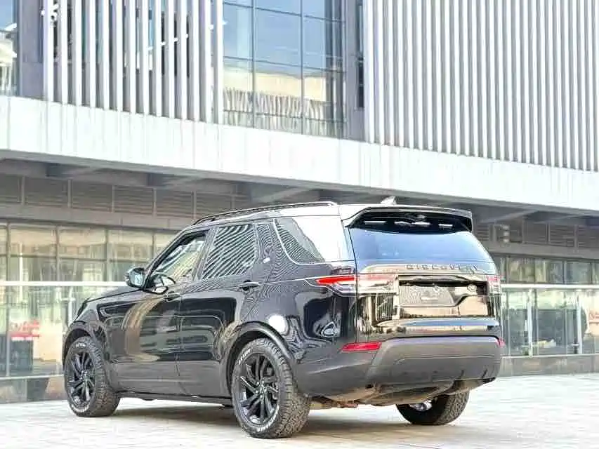 Land Rover Discovery 2018 — фото 8