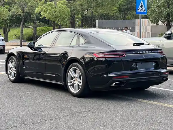 Porsche Panamera 2017