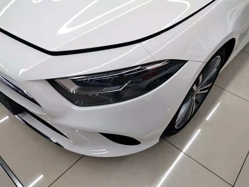 Mercedes-Benz CLS 2021 — фото 21