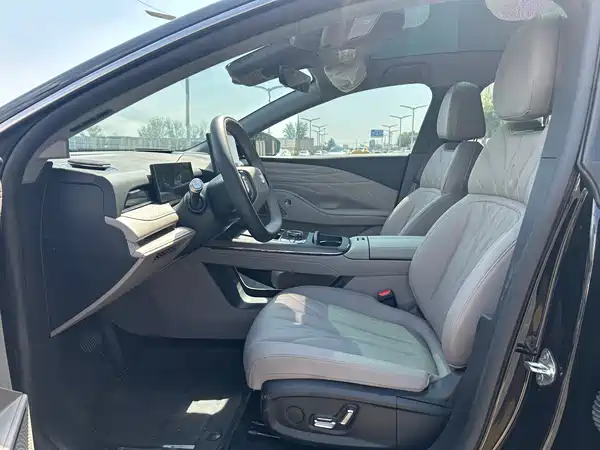 Geely Galaxy Starshine 8 2025