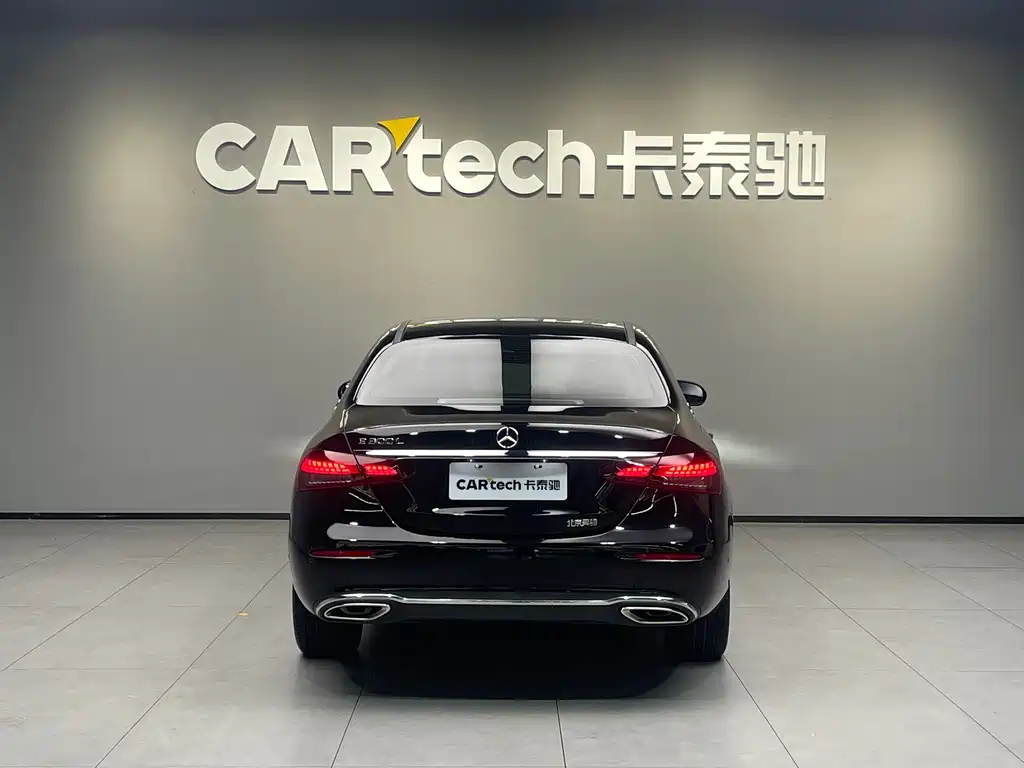 Mercedes-Benz E-Class 2022