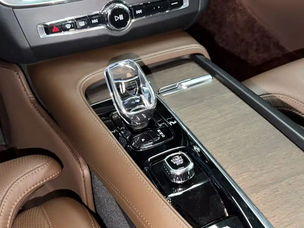 Volvo S90 2024 — фото 14