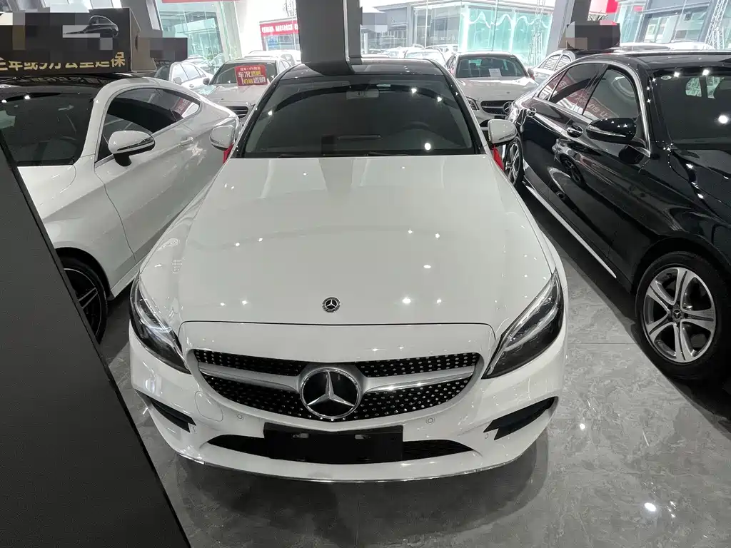 Mercedes-Benz C-Class 2020