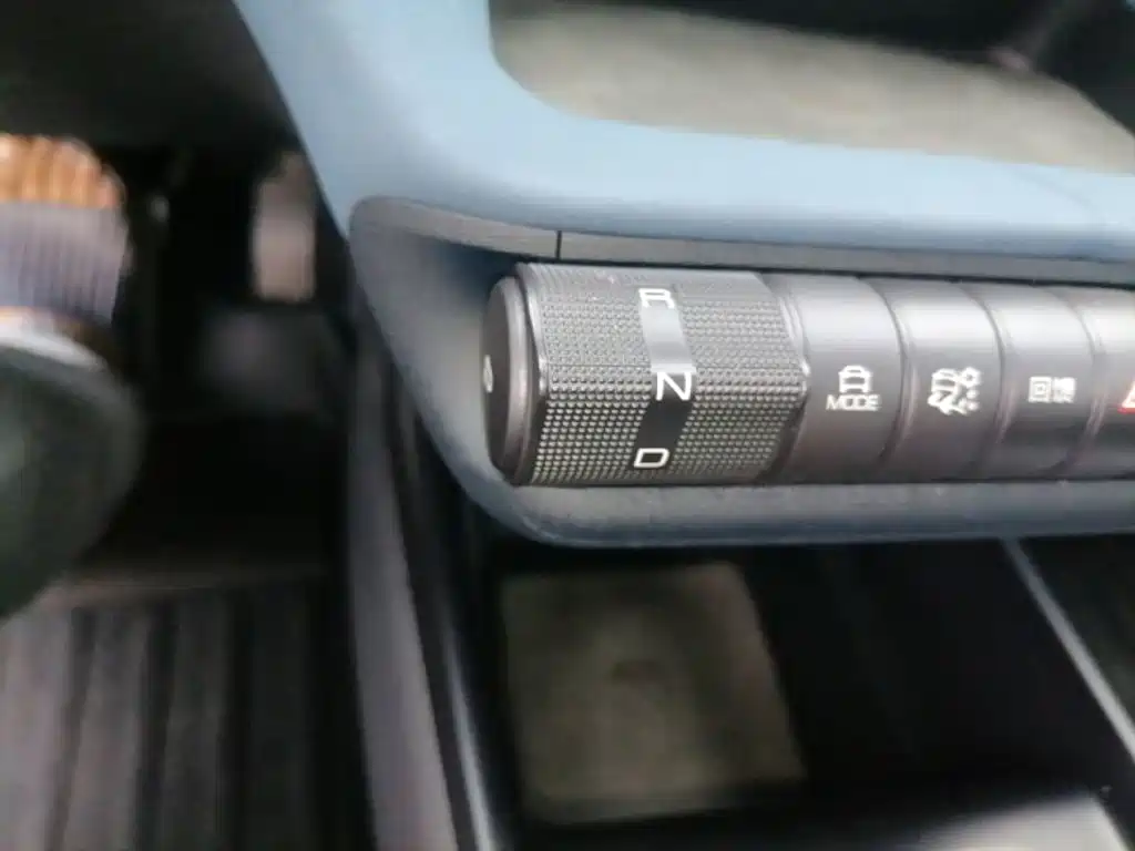 BYD Dolphin 2022 — фото 14