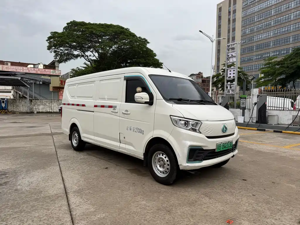 Kuayue Star V7 EV 2023 — фото 3