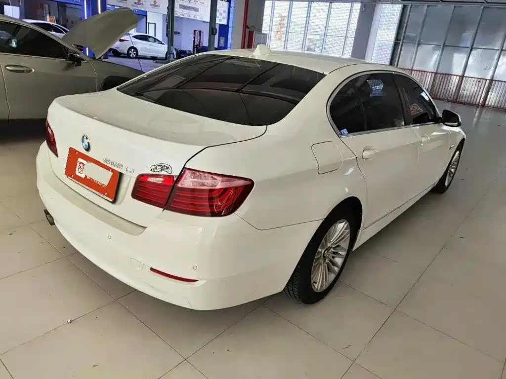 BMW 5 Series 2016