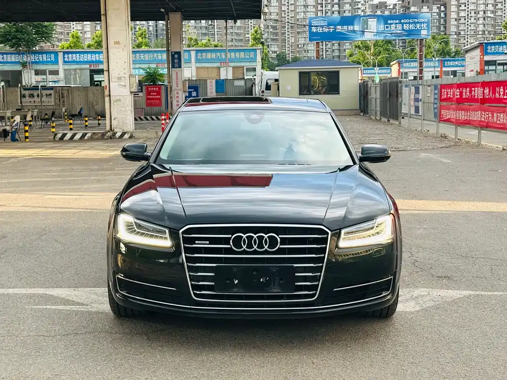 Audi A8 2015 — фото 2
