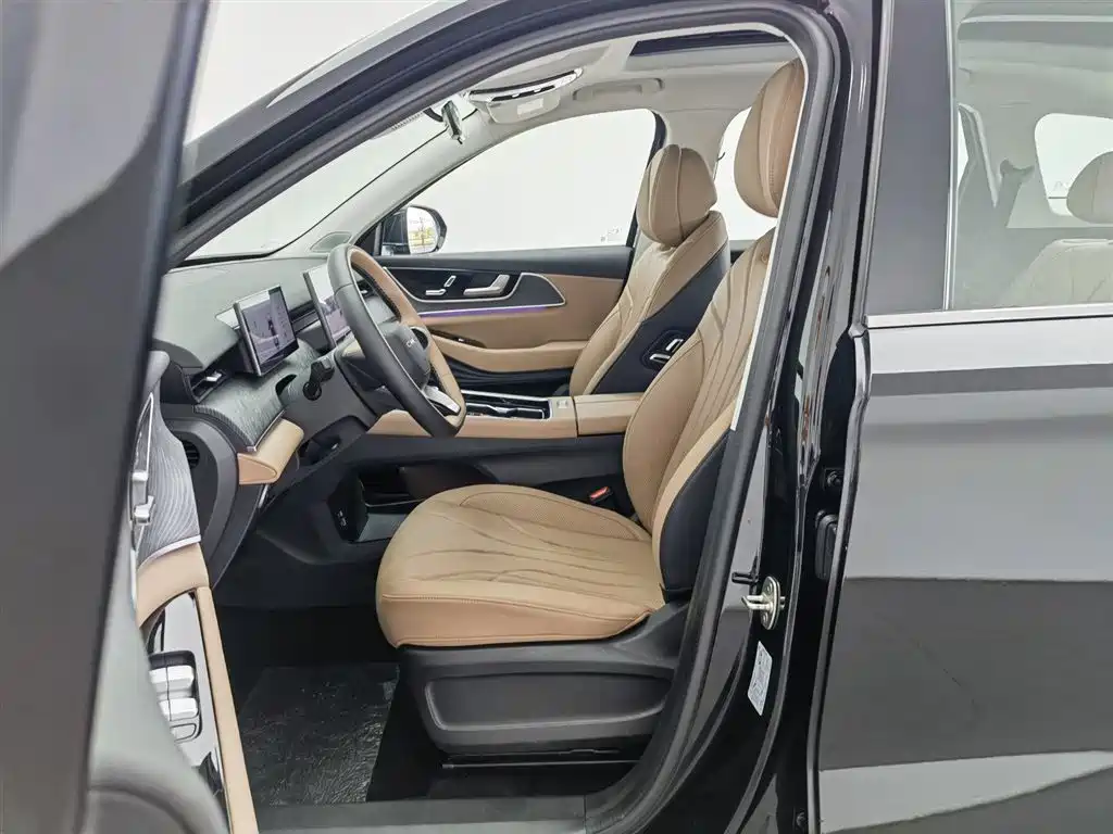 Chery Tiggo 8L 2025 — фото 10