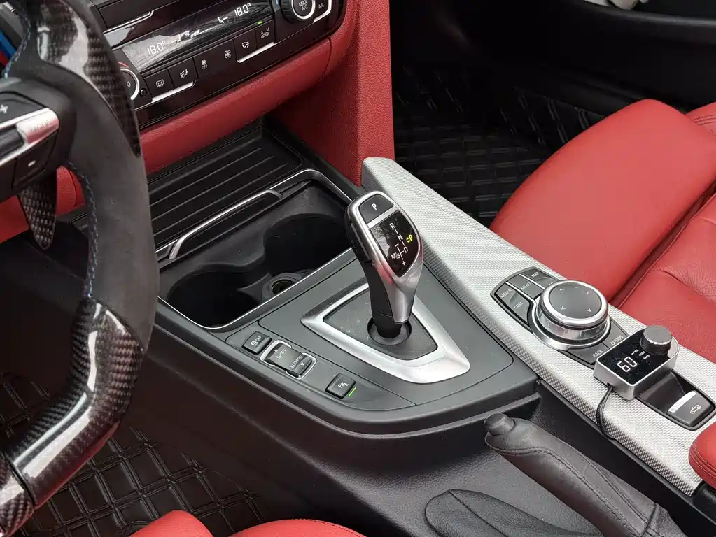 BMW 4 Series 2018 — фото 14