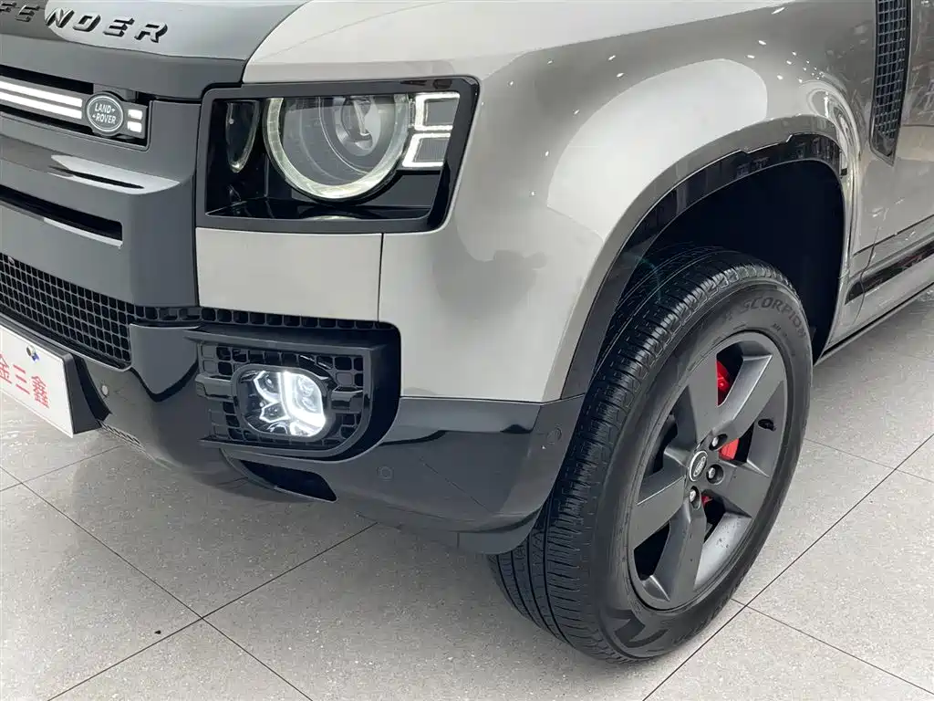Land Rover Defender 2025 — фото 5