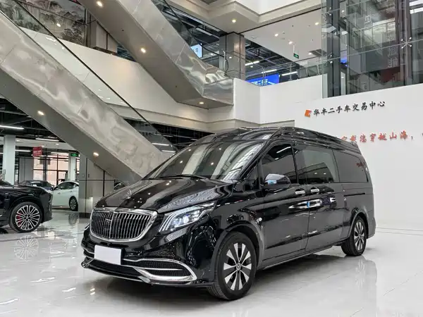 Mercedes-Benz Vito 2023
