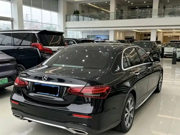 Mercedes-Benz E-Class 2021