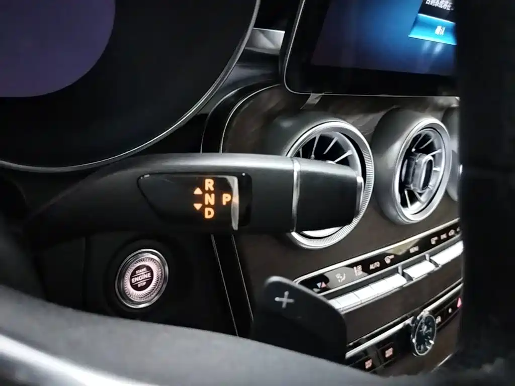 Mercedes-Benz GLC 2019 — фото 14