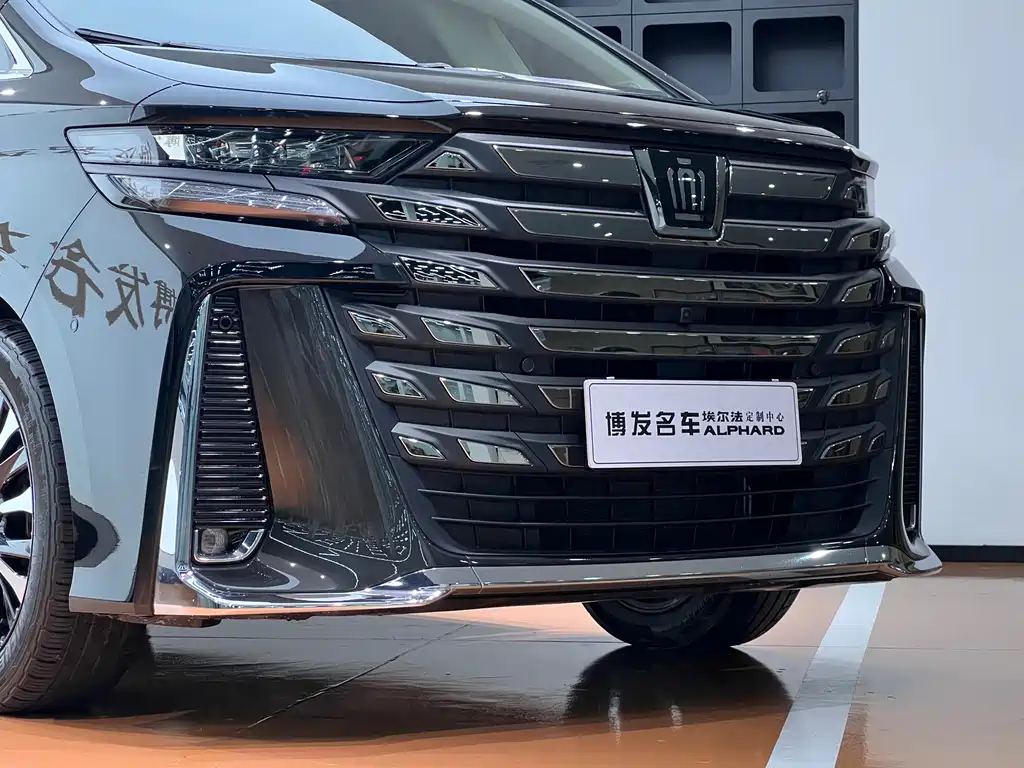 Toyota Vellfire 2024 — фото 4