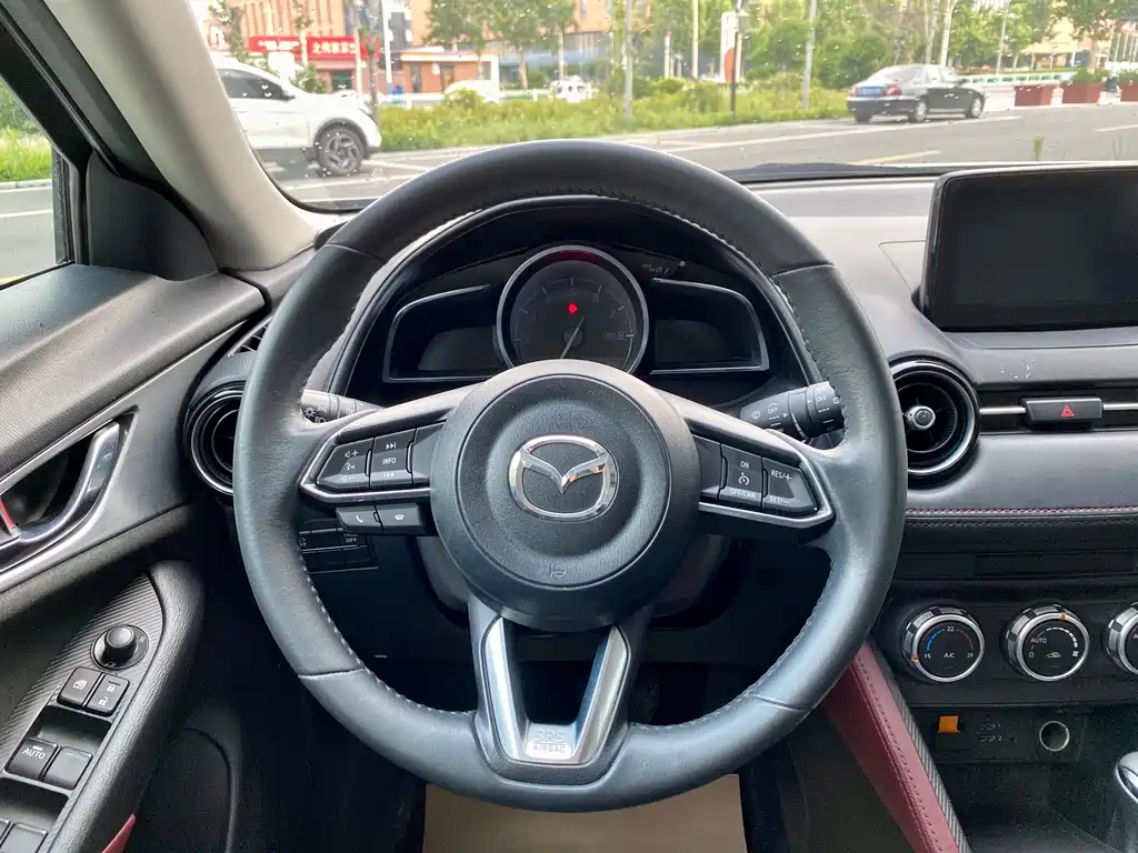 Mazda CX-3 2018 — фото 14
