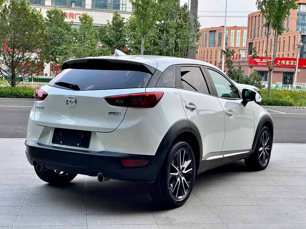 Mazda CX-3 2018 — фото 9