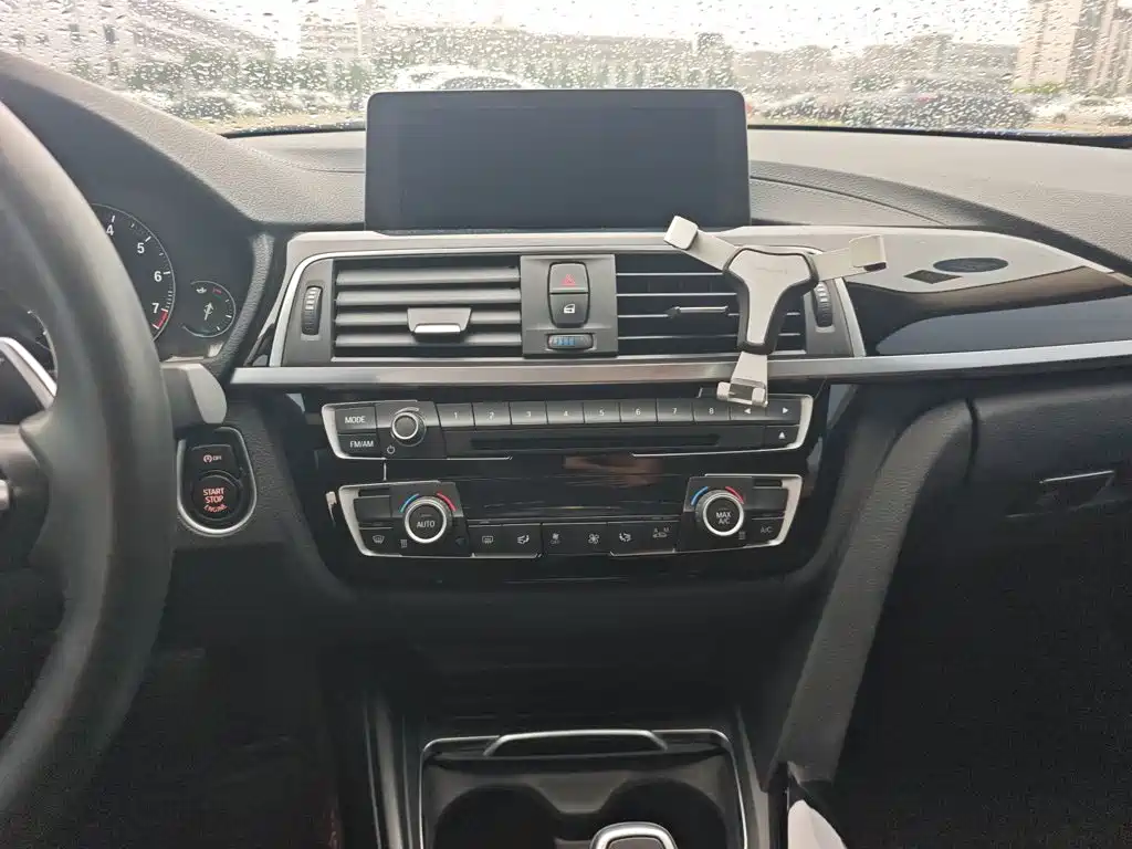 BMW 3 Series 2019