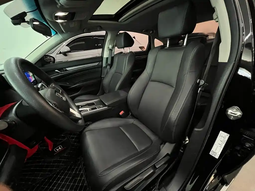 Honda Accord 2019 — фото 15