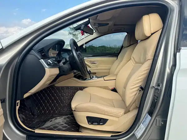 BMW 5 Series 2011