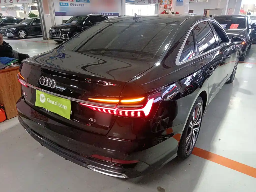 Audi A6L 2021