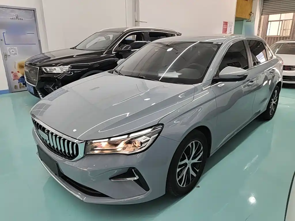 Geely Emgrand 2025
