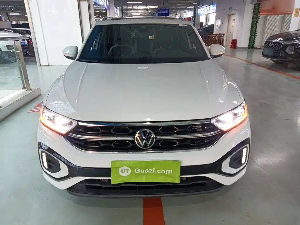 Volkswagen T-Roc 2024