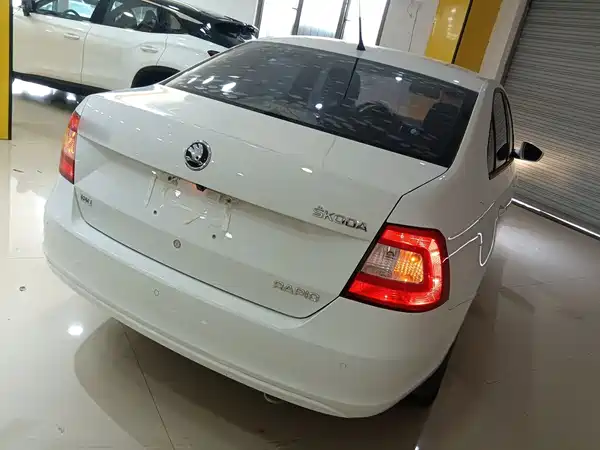 Skoda Rapid 2016
