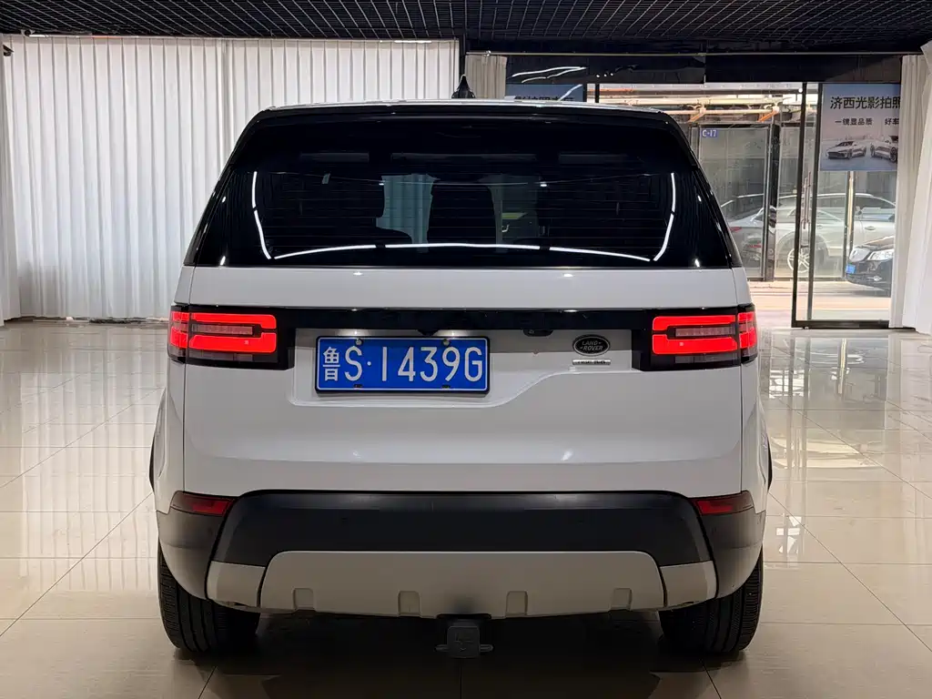 Land Rover Discovery 2018 — фото 5