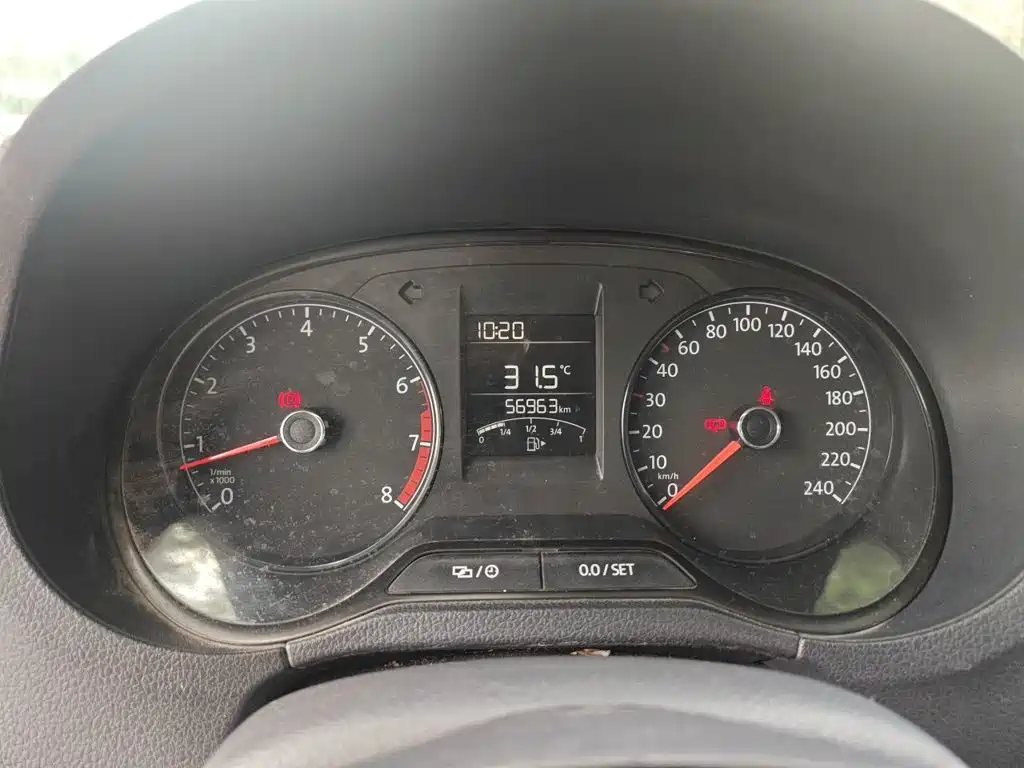 Volkswagen Polo 2017 — фото 8