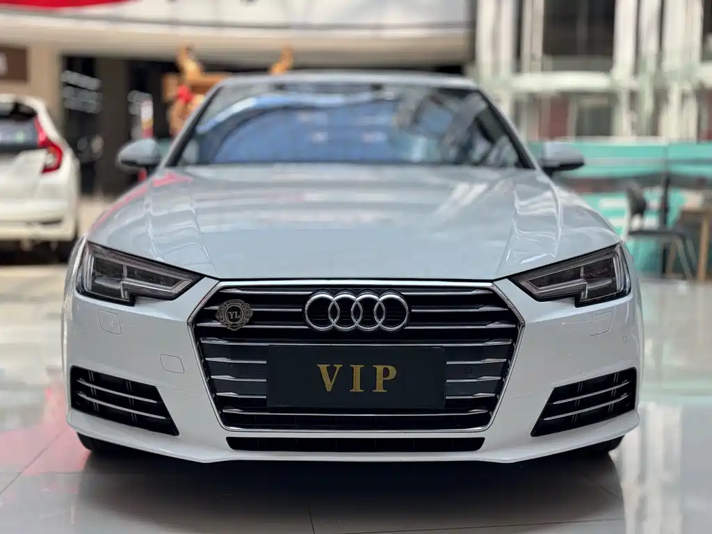 Audi A4L 2017