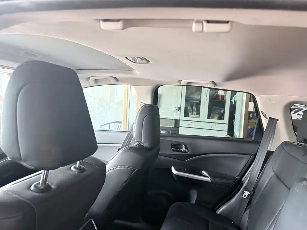 Honda CR-V 2015 — фото 11