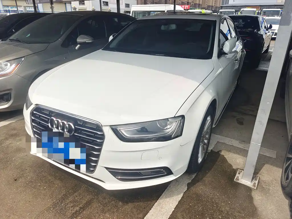 Audi A4L 2016