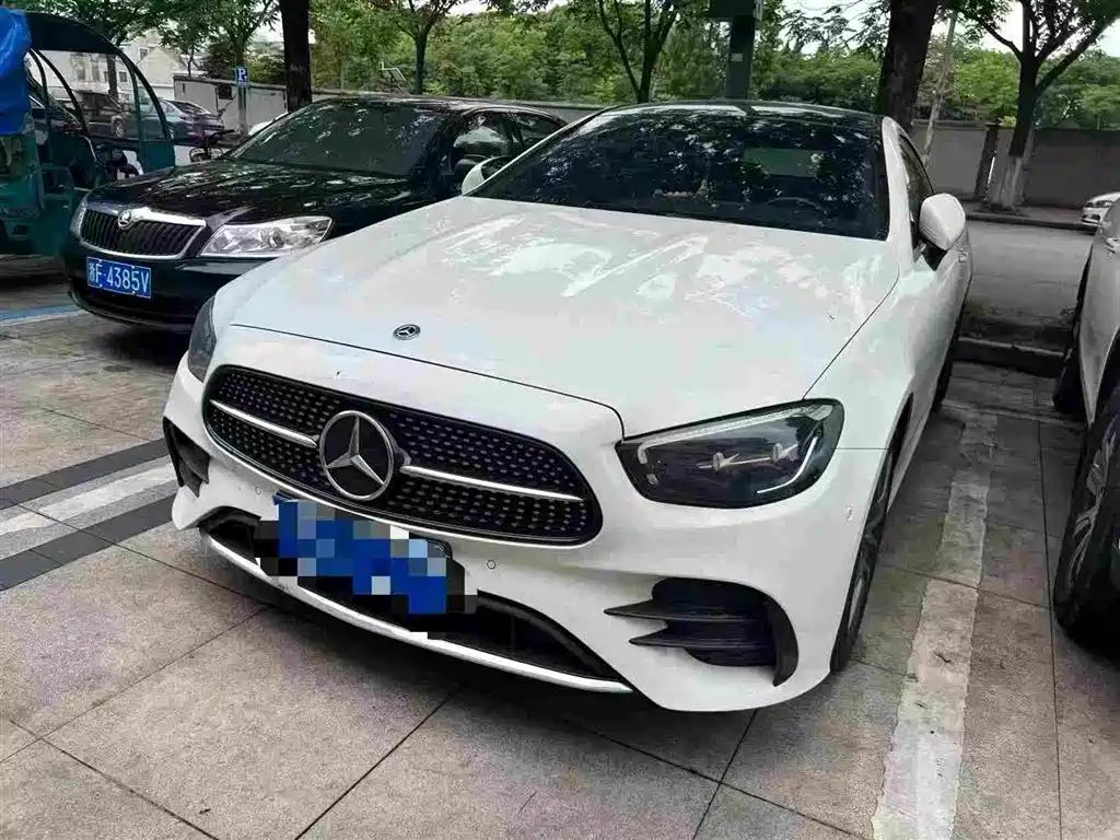 Mercedes-Benz E-Class 2021