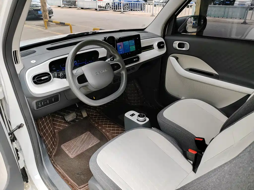 Geely Galaxy Panda 2025 — фото 7