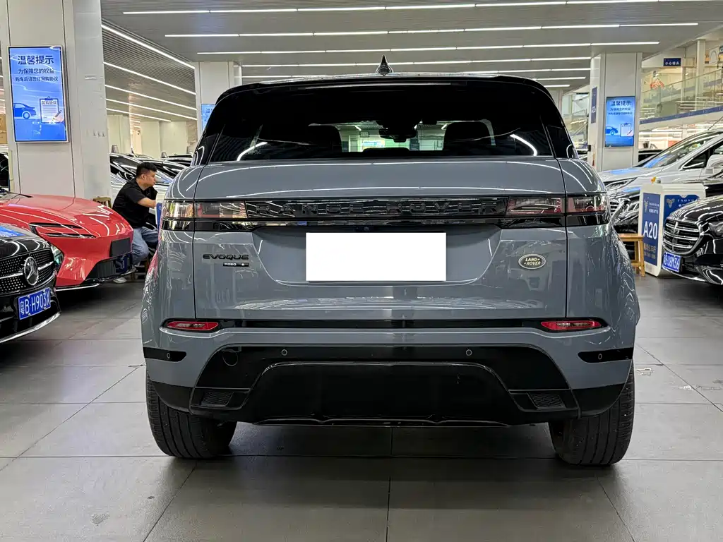 Land Rover Evoque 2021 — фото 5